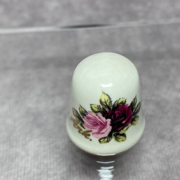 Eureka Springs Souvenir Ceramic Thimble With Pink & Purple Rose Design - Picture 2 of 8